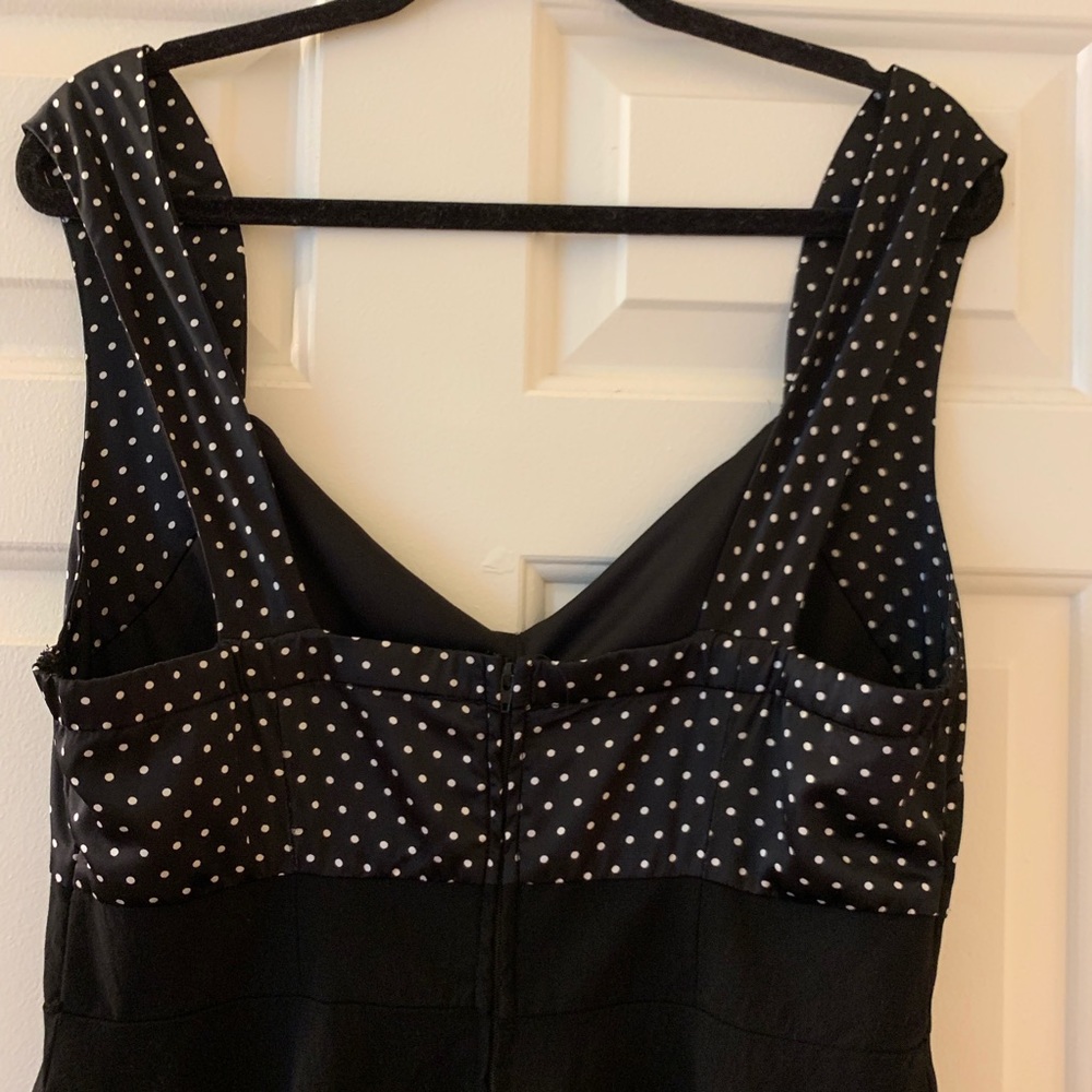 ( 107 likes already ) TORRID retro dress pin up style black w/polka dots - Picture 5 of 6